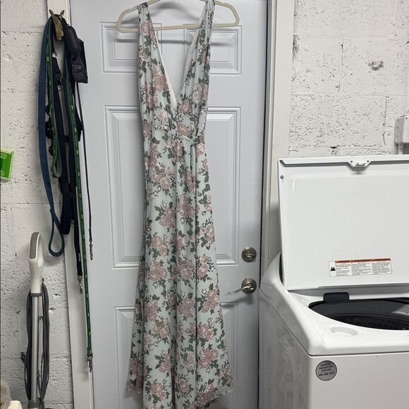 Lovers + Friends Cream & Green Floral Chiffon Wrap Maxi - Lined V Neck Size 0 - Picture 1 of 6
